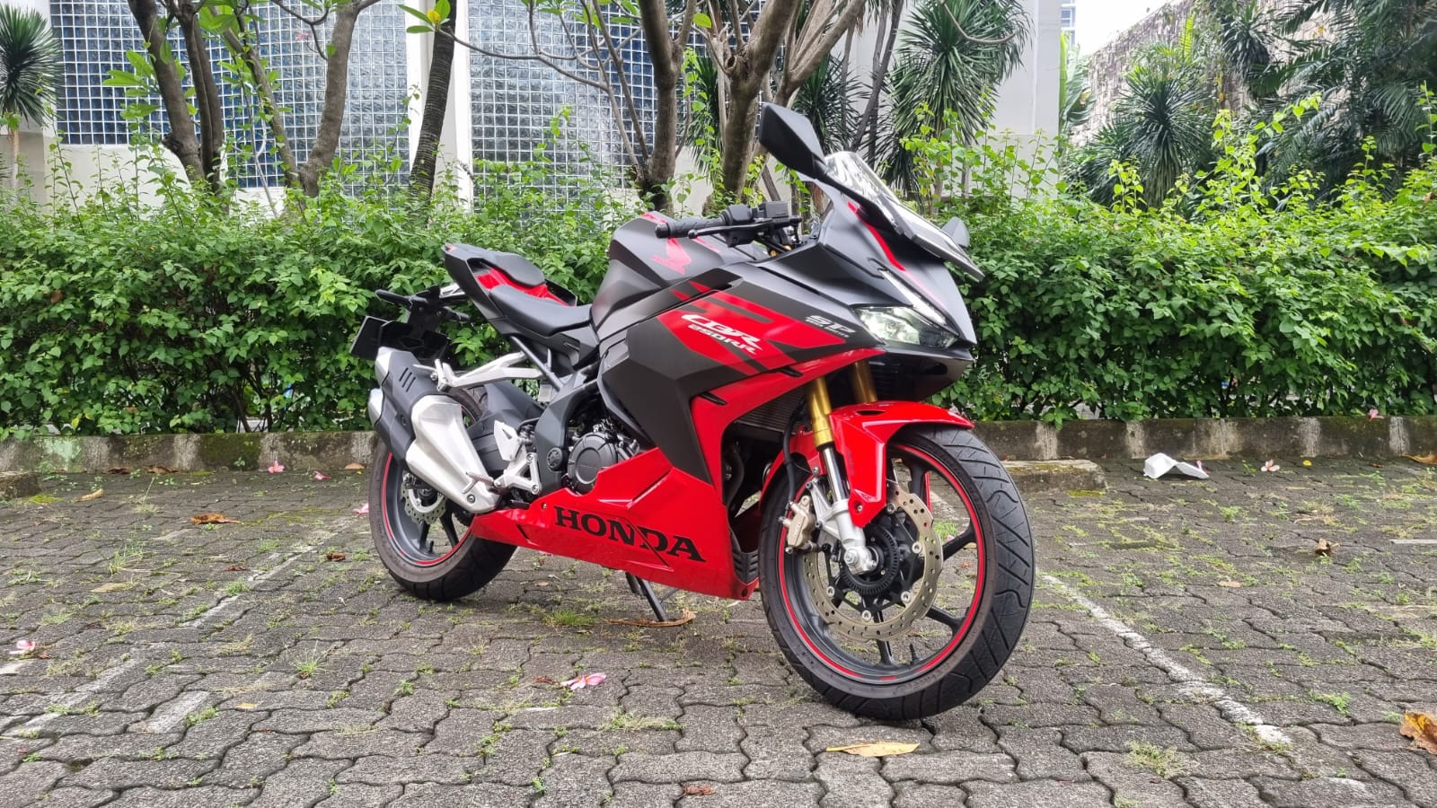 Cbr250rr konsumsi deals bbm